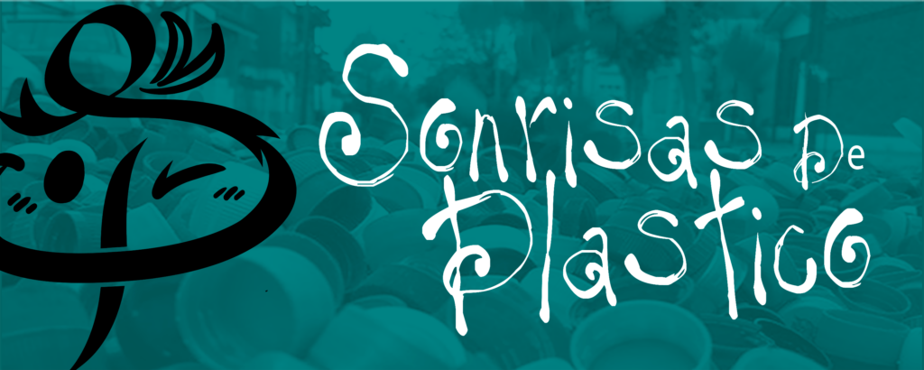 Sonrisas De Plástico